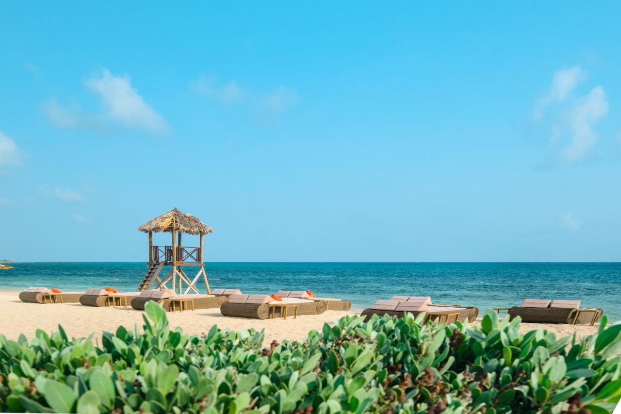 Joia Rose Hall By Iberostar (Adults Only) มอนเทโกเบย์ ภายนอก รูปภาพ