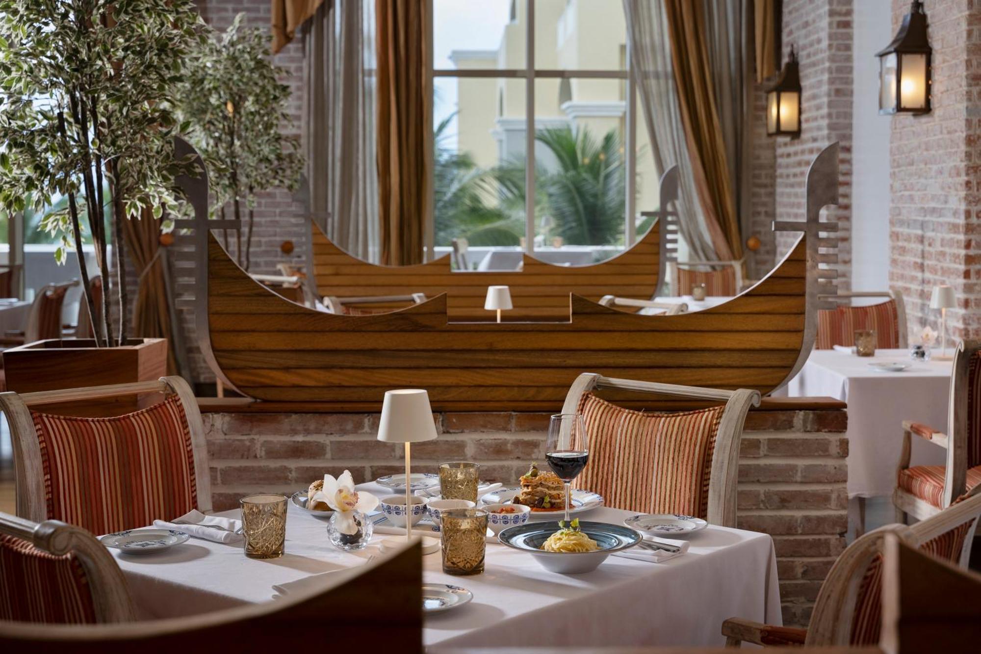 Joia Rose Hall By Iberostar (Adults Only) มอนเทโกเบย์ ภายนอก รูปภาพ